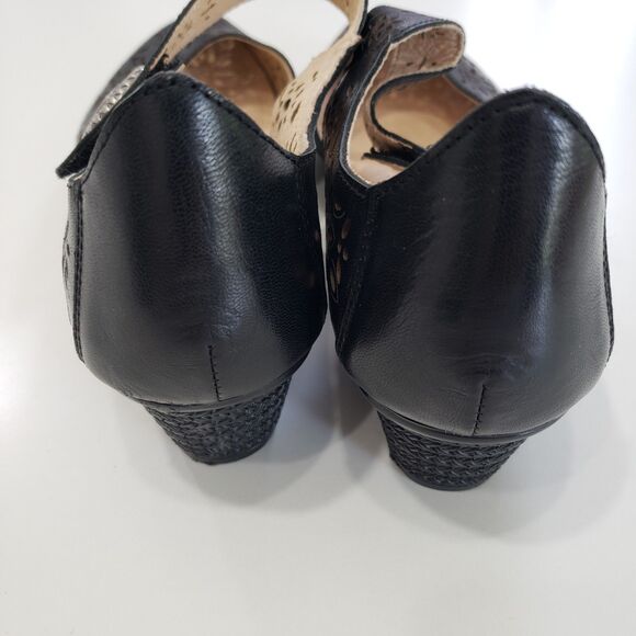 Spring Step Women's Genuine Leather Shoes with Cut-outs, Size 41 - Picture 6 of 8